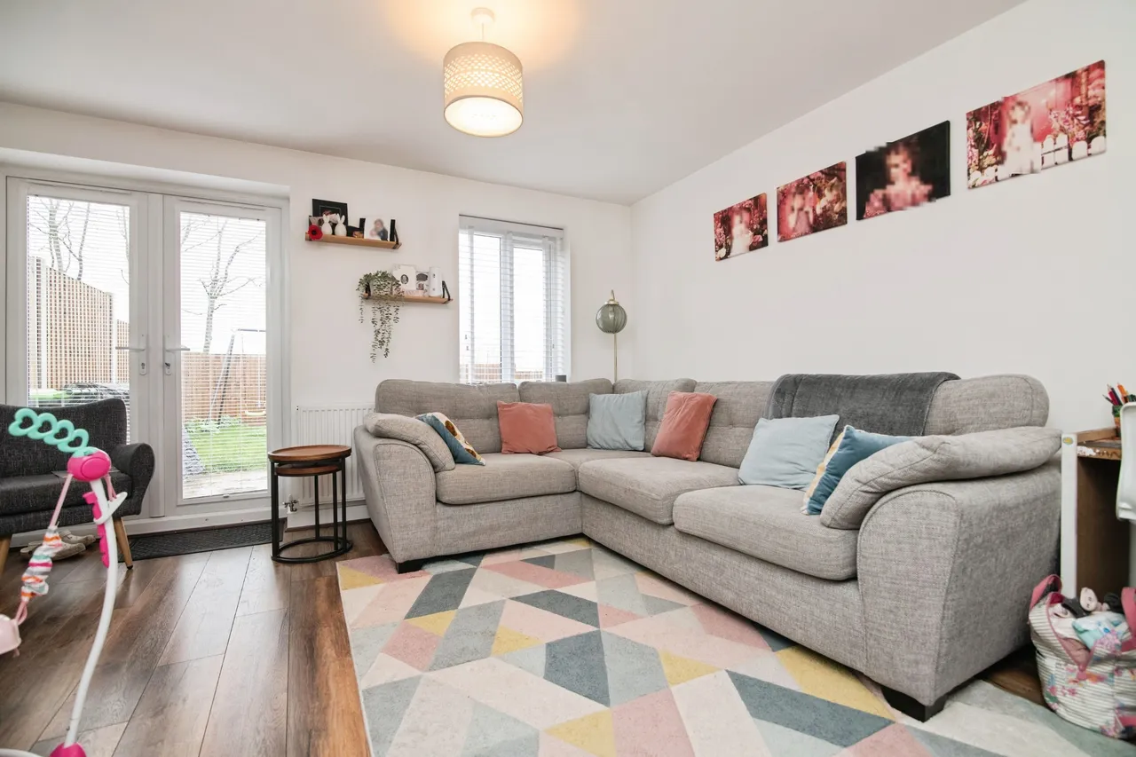 Imran Way, Oldbury, photo 5