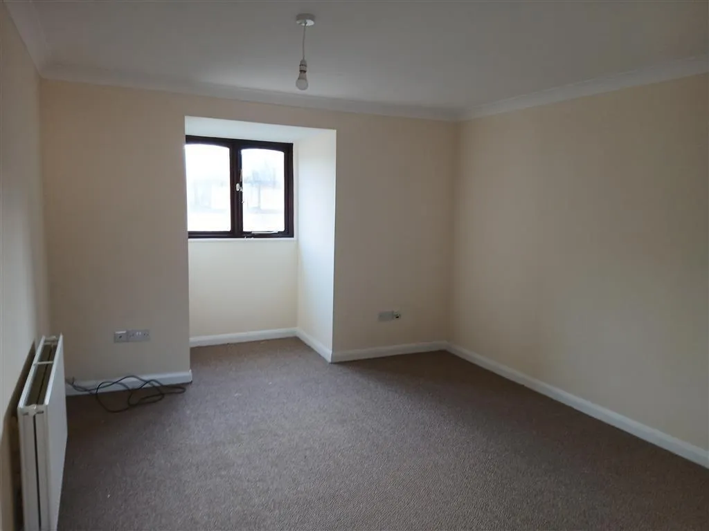 Gordon Court, Wisbech, Cambs, photo 5