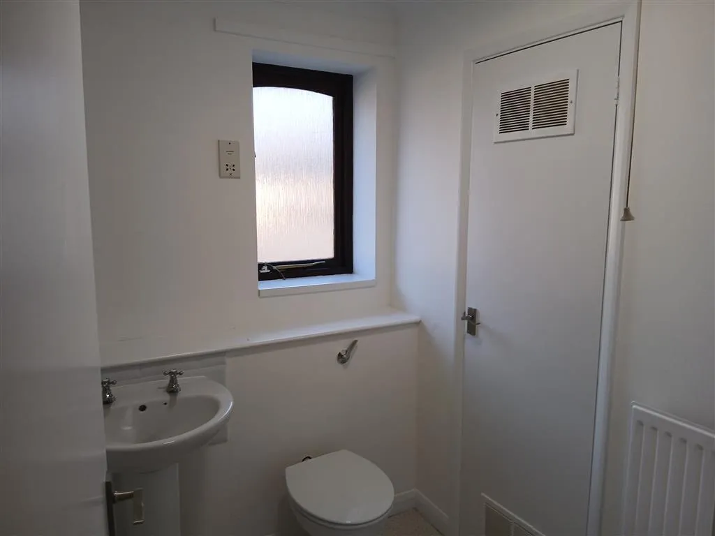 Gordon Court, Wisbech, Cambs, photo 6
