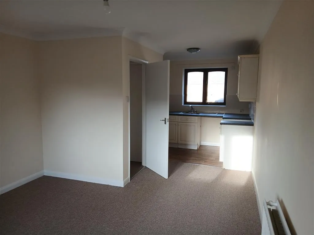 1 bed flat to rent — Gordon Court, Wisbech, Cambs