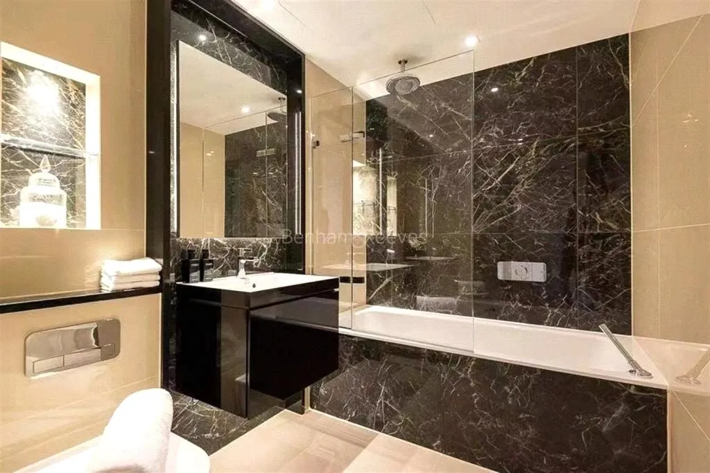 Garrett Mansions, Edgware Road, London, W2 1GN, photo 4