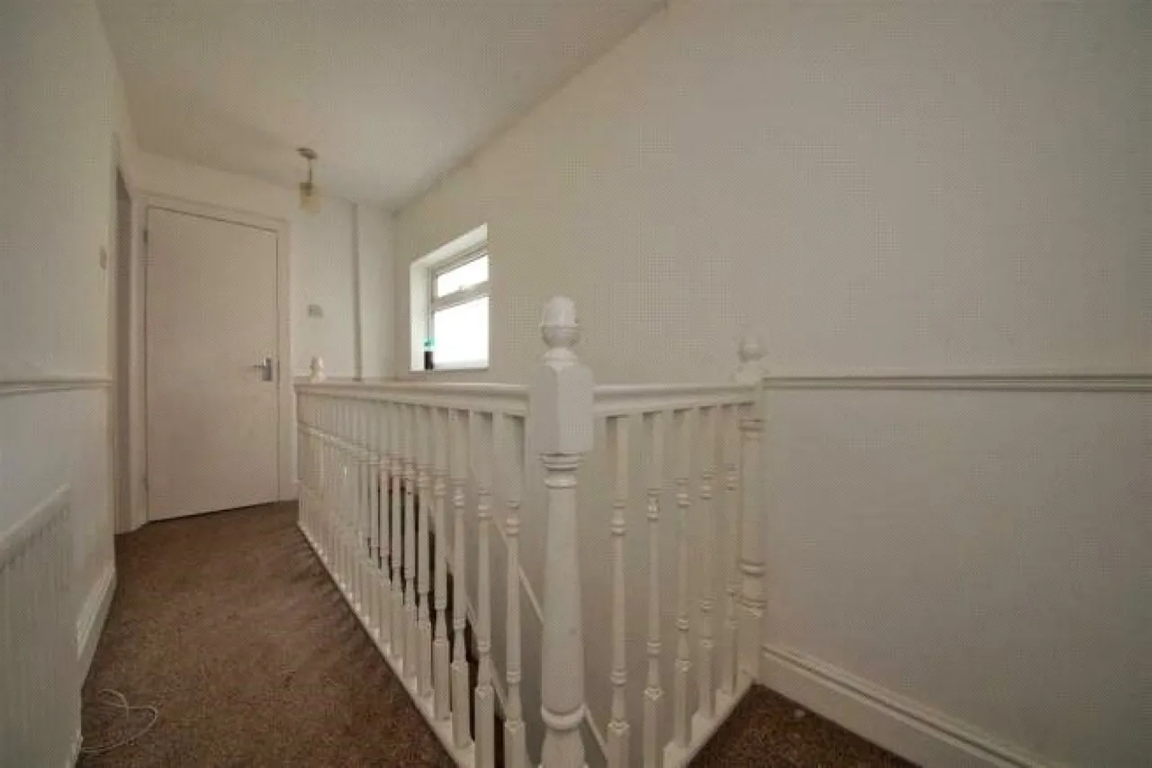 Warwick Road, Enfield, EN3, photo 8