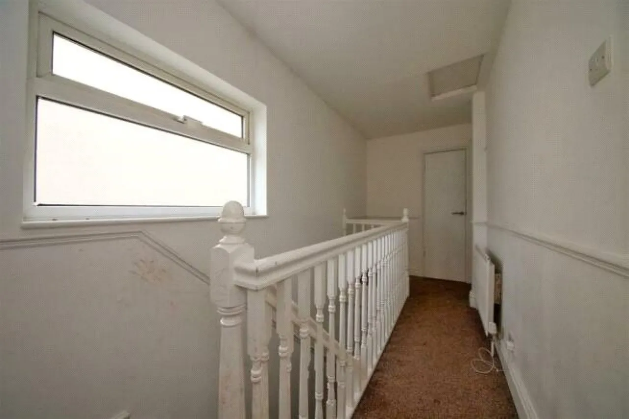 Warwick Road, Enfield, EN3, photo 9