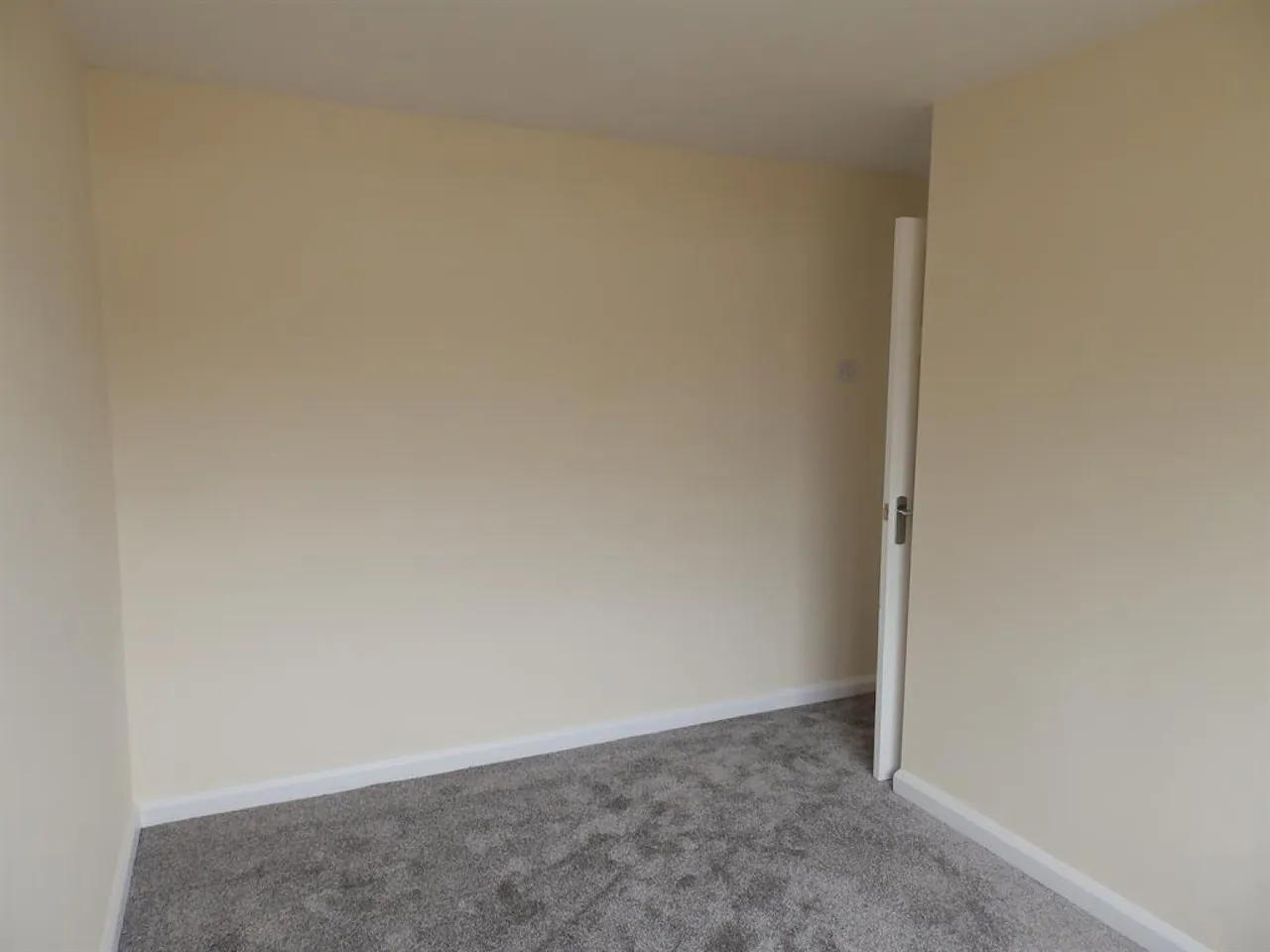 Capenhurst Lane, Ellesmere Port, CH65, photo 19