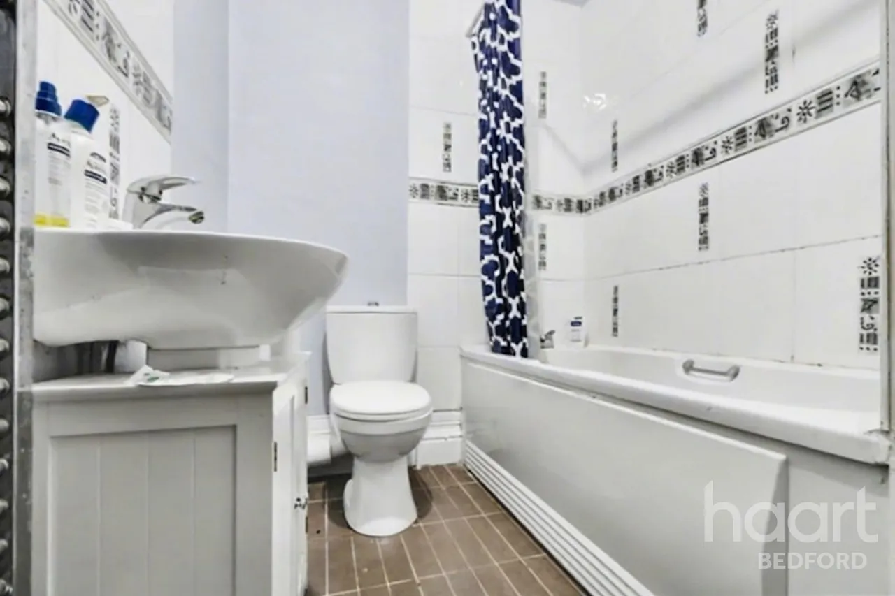 St Georges Road, MK40, photo 7