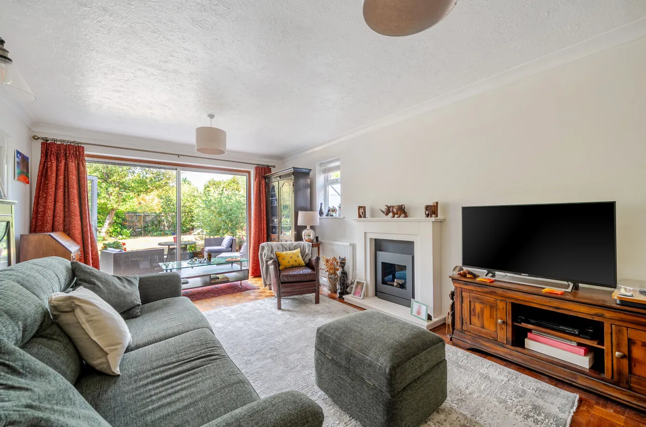 Ellis Farm Close, Woking, GU22, photo 16