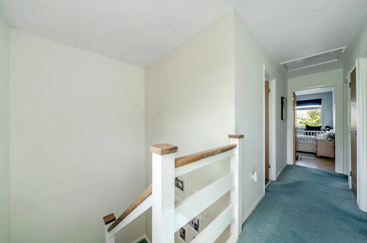 Ellis Farm Close, Woking, GU22, photo 29