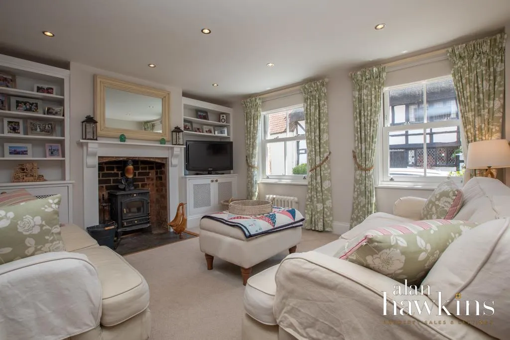 Bradenstoke, SN15, photo 7