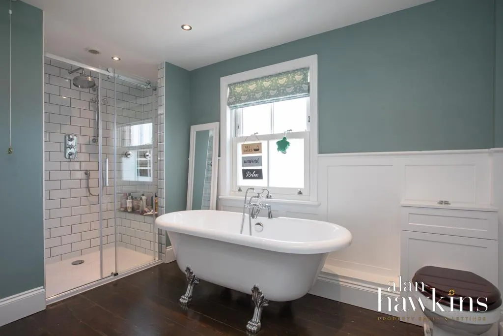 Bradenstoke, SN15, photo 11