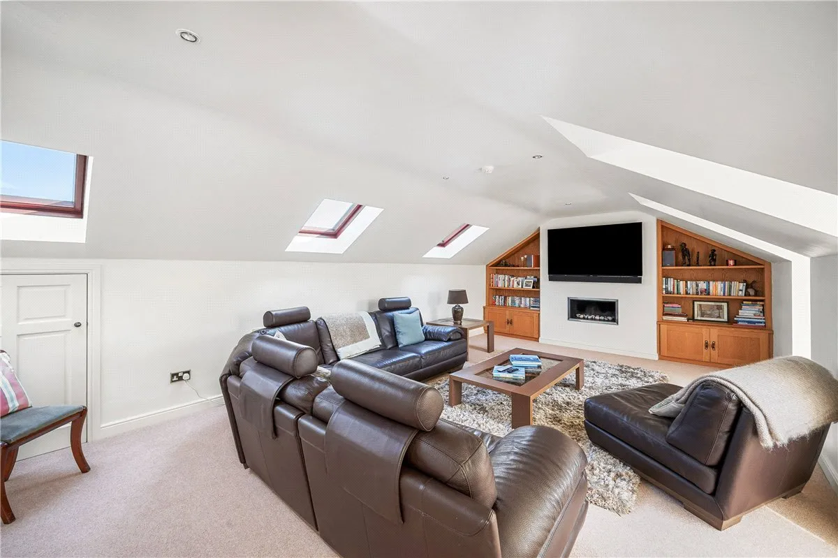 Crag Lane, Huby, LS17, photo 13