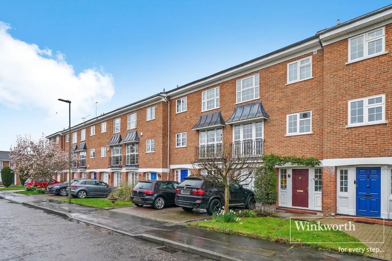 -Springpark Drive, Beckenham, BR3, photo 11