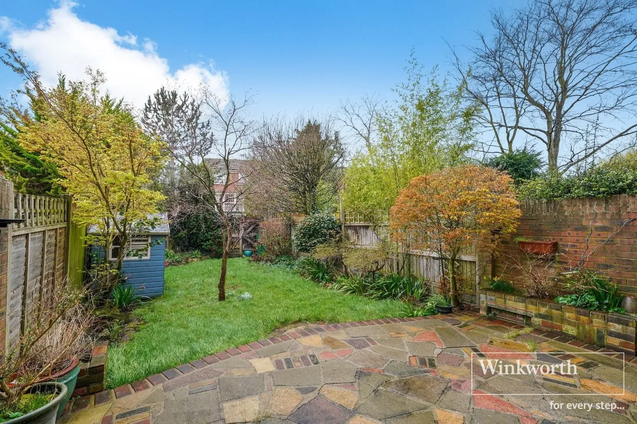 -Springpark Drive, Beckenham, BR3, photo 12