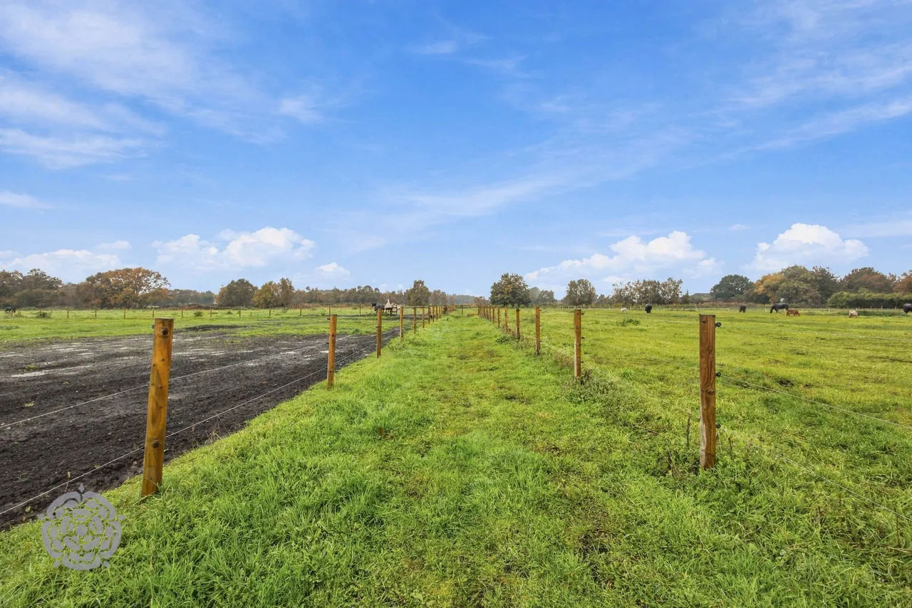 Moss Road, Cadishead, M44, photo 33