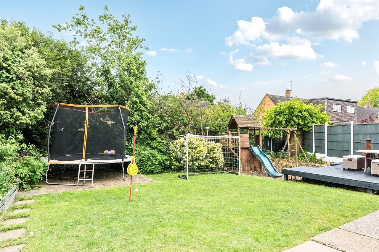 Ripley Road, Enfield, photo 2