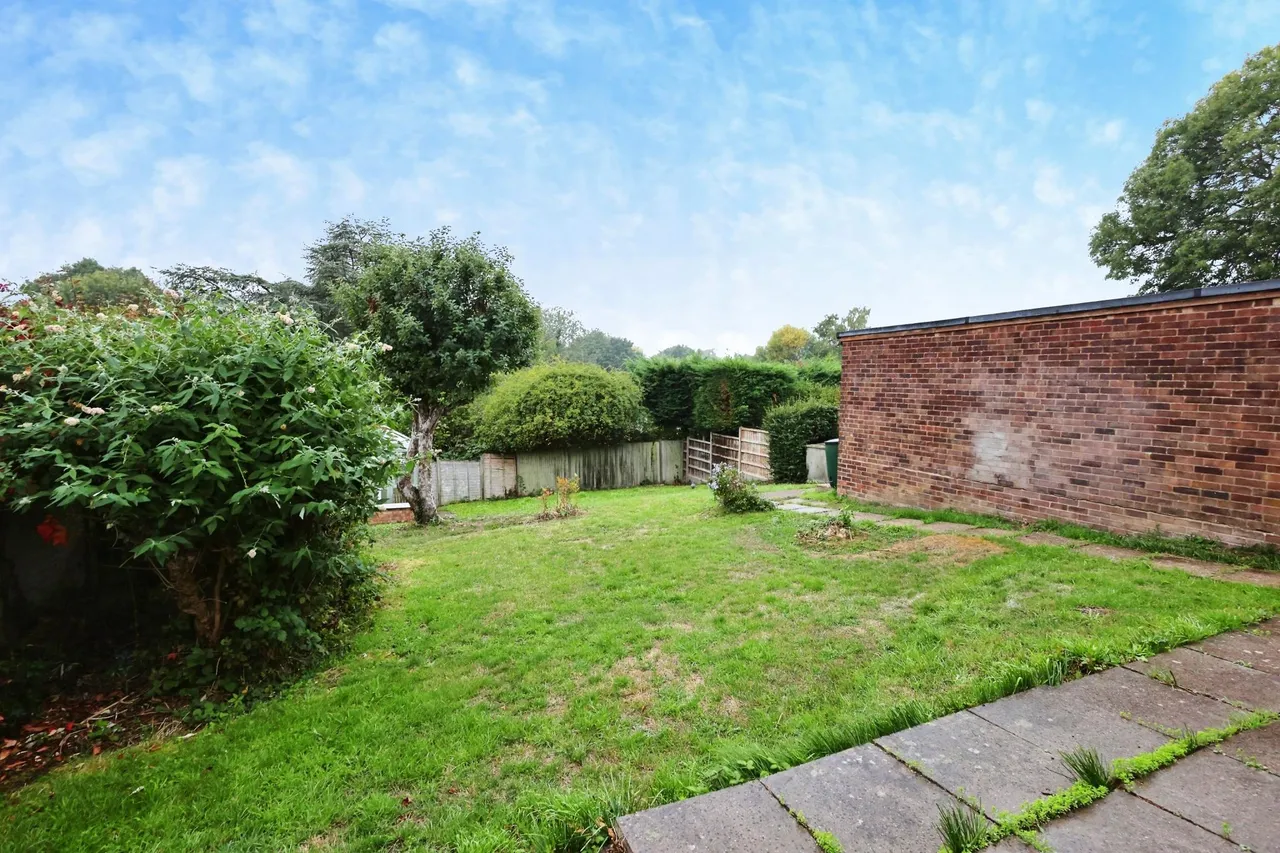 Cedar Avenue, Malvern, WR14, photo 19
