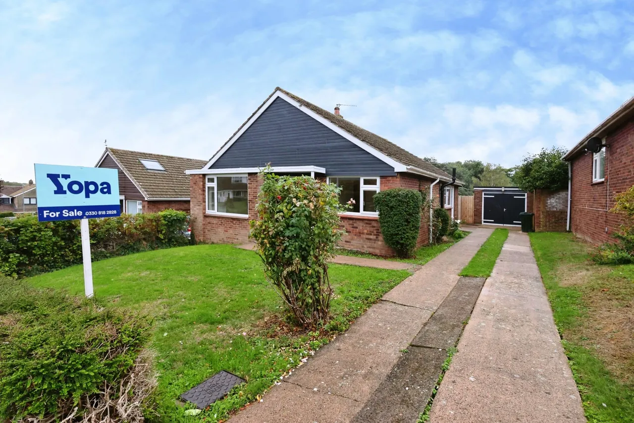 Cedar Avenue, Malvern, WR14, photo 23