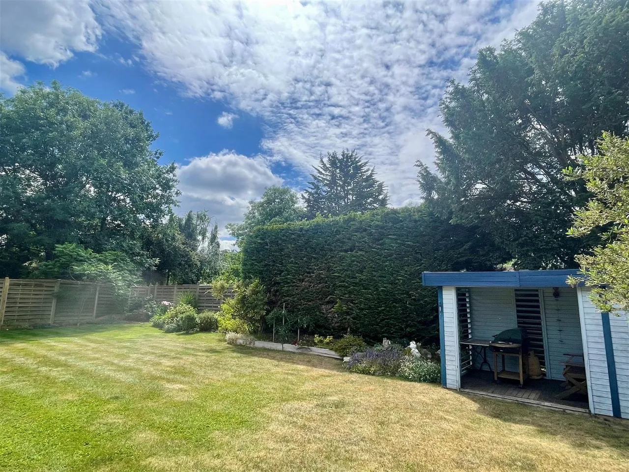 West Farm Close, Ashtead, KT21, photo 25