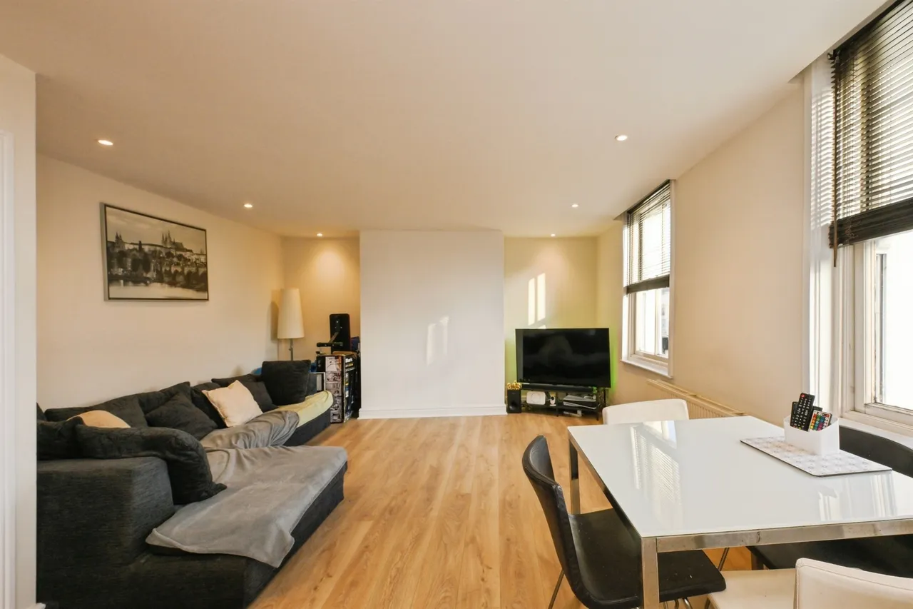 Darby Drive, Waltham Abbey, EN9, photo 5