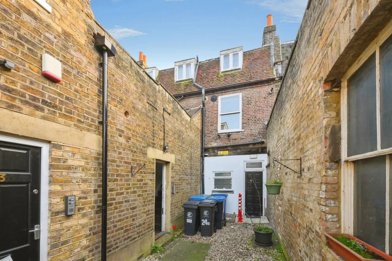 Darby Drive, Waltham Abbey, EN9, photo 10