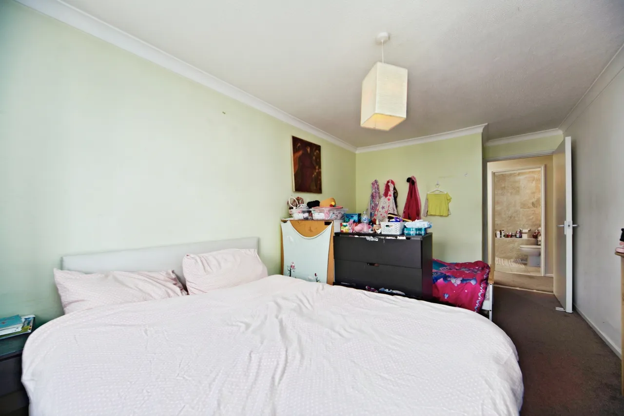 Buttermere Close, Morden, SM4, photo 10