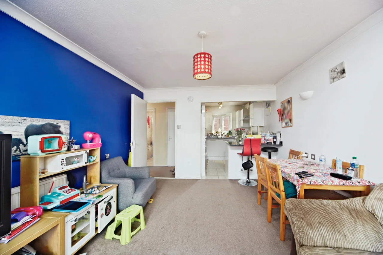 Buttermere Close, Morden, SM4, photo 5