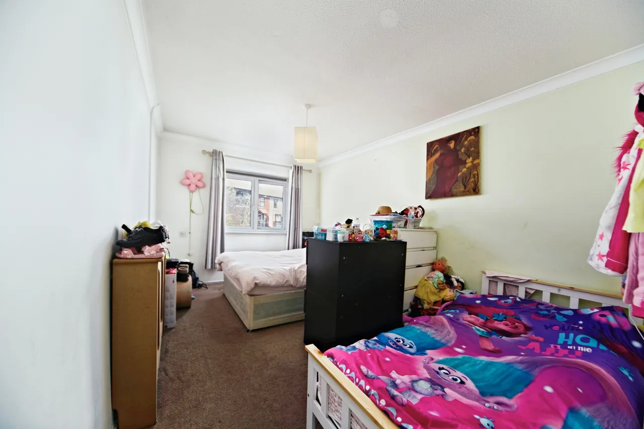 Buttermere Close, Morden, SM4, photo 8