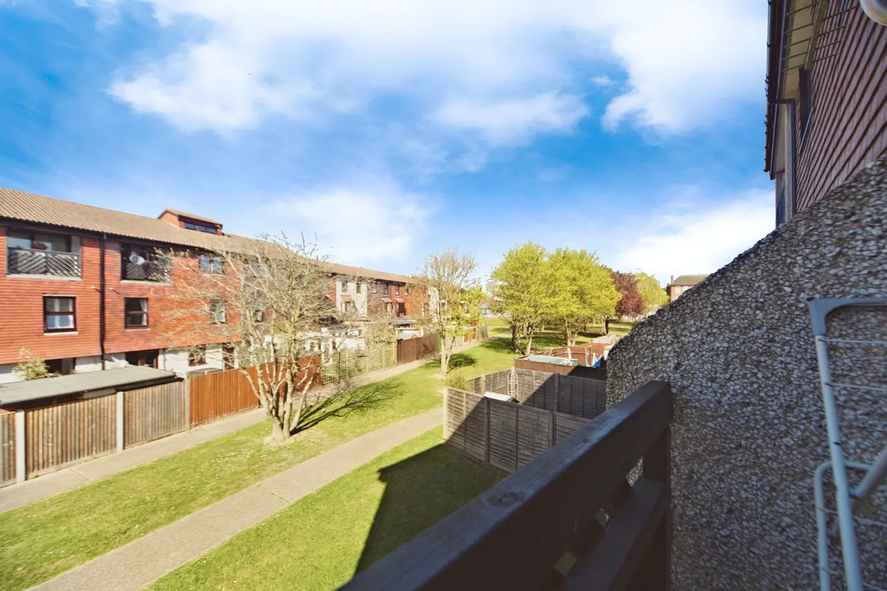 Buttermere Close, Morden, SM4, photo 12