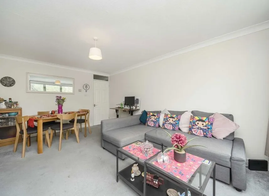 Hanger Vale Lane, Ealing, W5, photo 2
