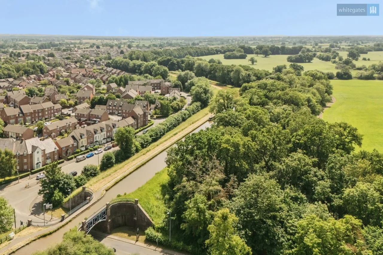 Taylor Drive, Nantwich, CW5, photo 2