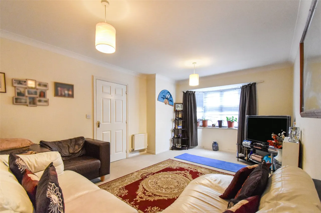 Woodland Walk, Aldershot, Hampshire, GU12 4FQ, photo 5