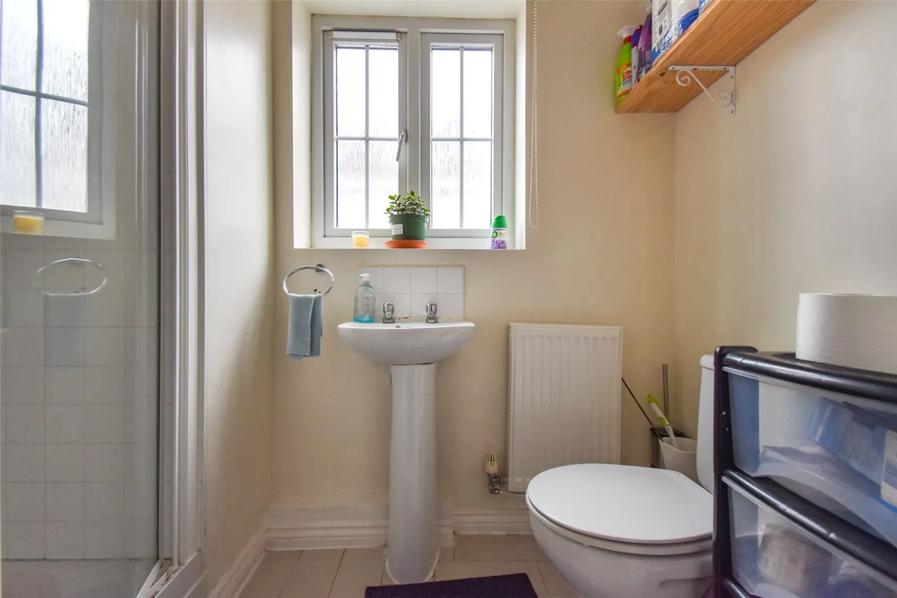 Woodland Walk, Aldershot, Hampshire, GU12 4FQ, photo 8