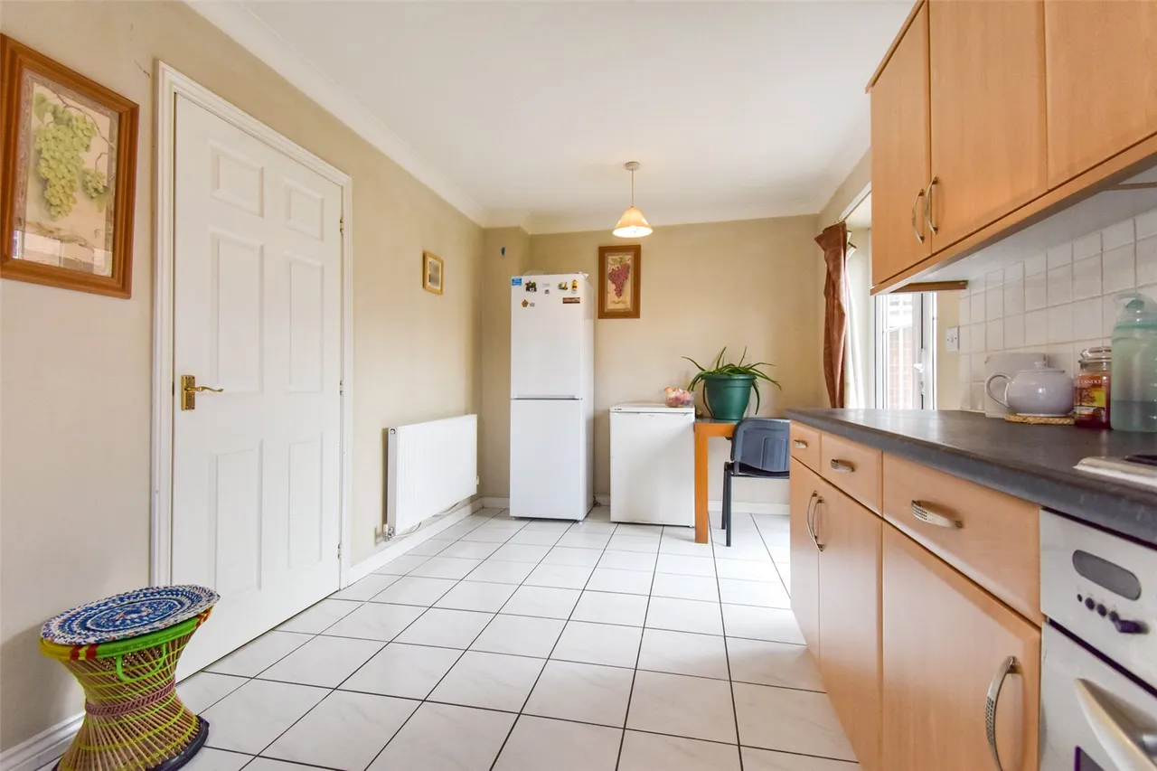 Woodland Walk, Aldershot, Hampshire, GU12 4FQ, photo 12