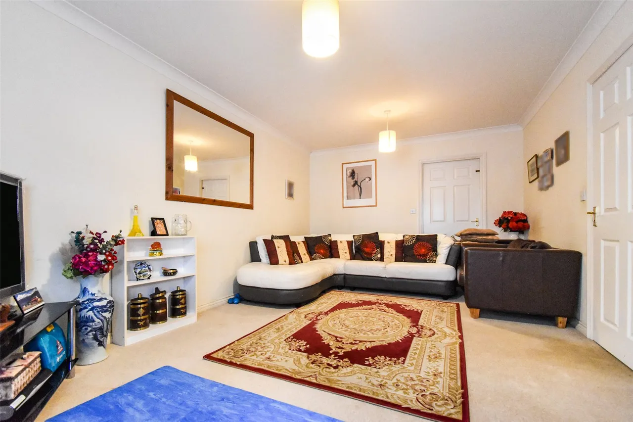 Woodland Walk, Aldershot, Hampshire, GU12 4FQ, photo 2