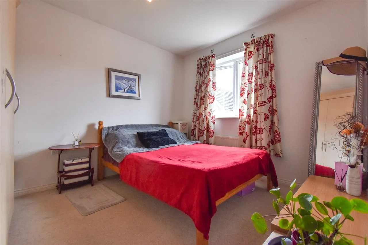 Woodland Walk, Aldershot, Hampshire, GU12 4FQ, photo 7
