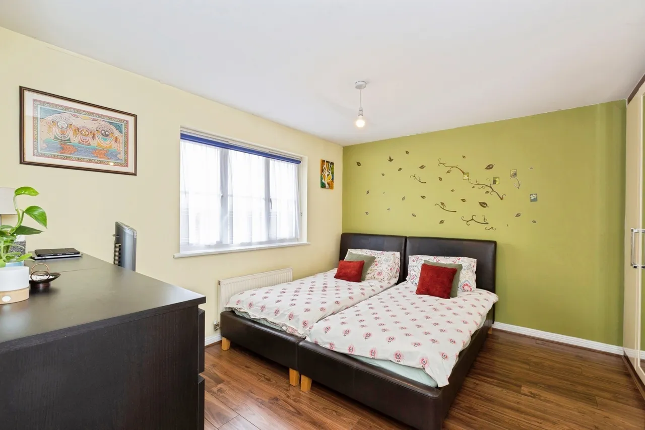 Parklands Close, Ilford, IG2, photo 16