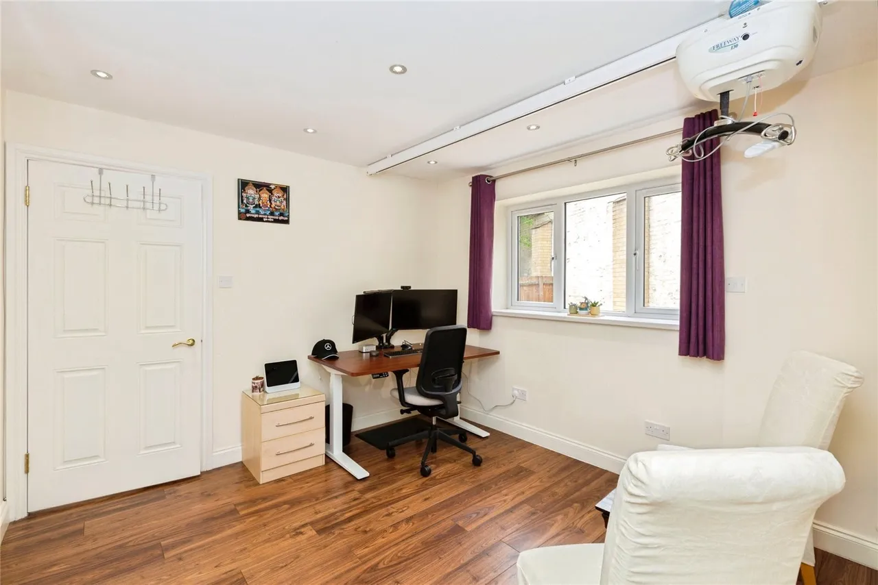 Parklands Close, Ilford, IG2, photo 14