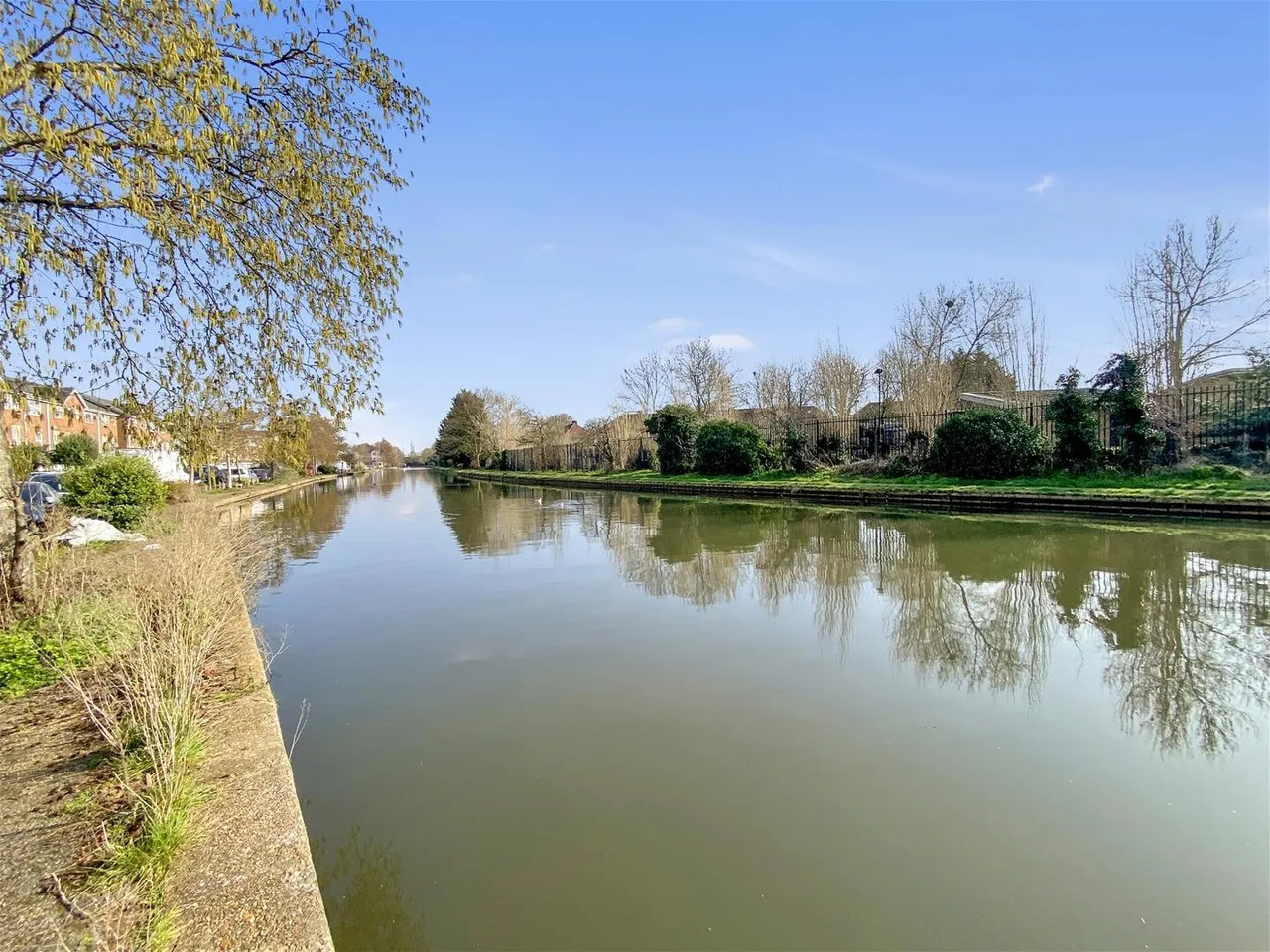 Tollgate Drive, Hayes, photo 2