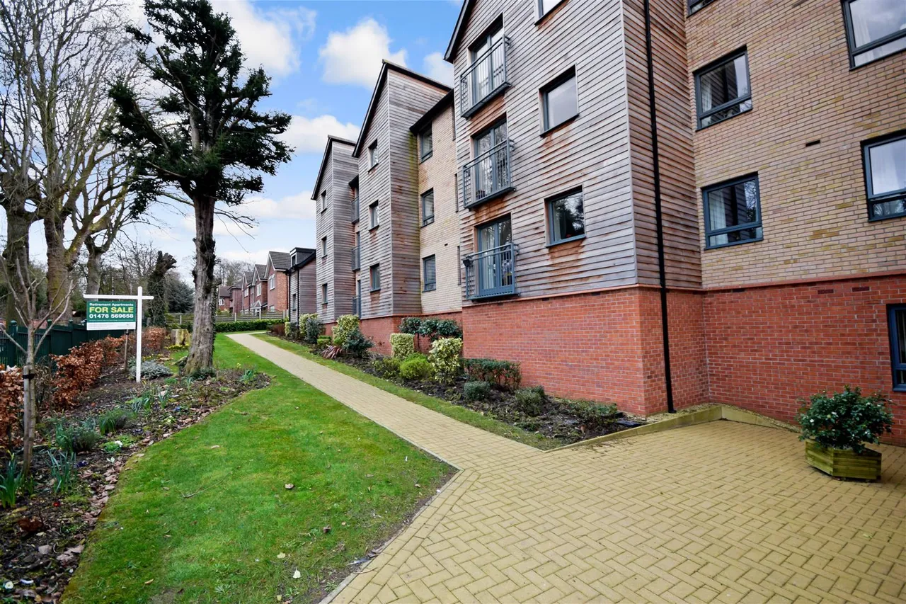 1 bed flat for sale, St. Catherines Road, Grantham, NG31