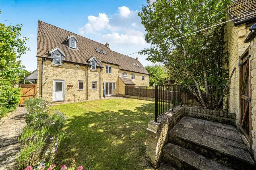 Willow Drive, Carterton, OX18, photo 22