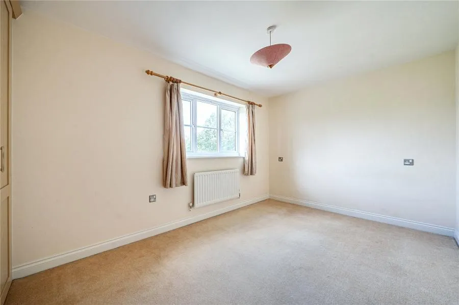 Willow Drive, Carterton, OX18, photo 13