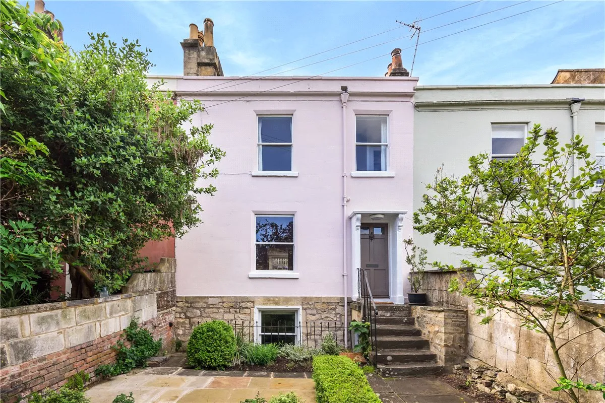 3 bed house to rent, Prospect Place, Camden Road, BA1