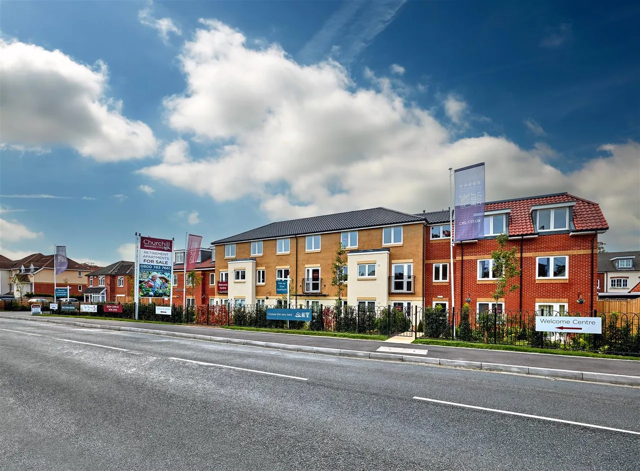Victoria Road, Farnborough, GU14, photo 12