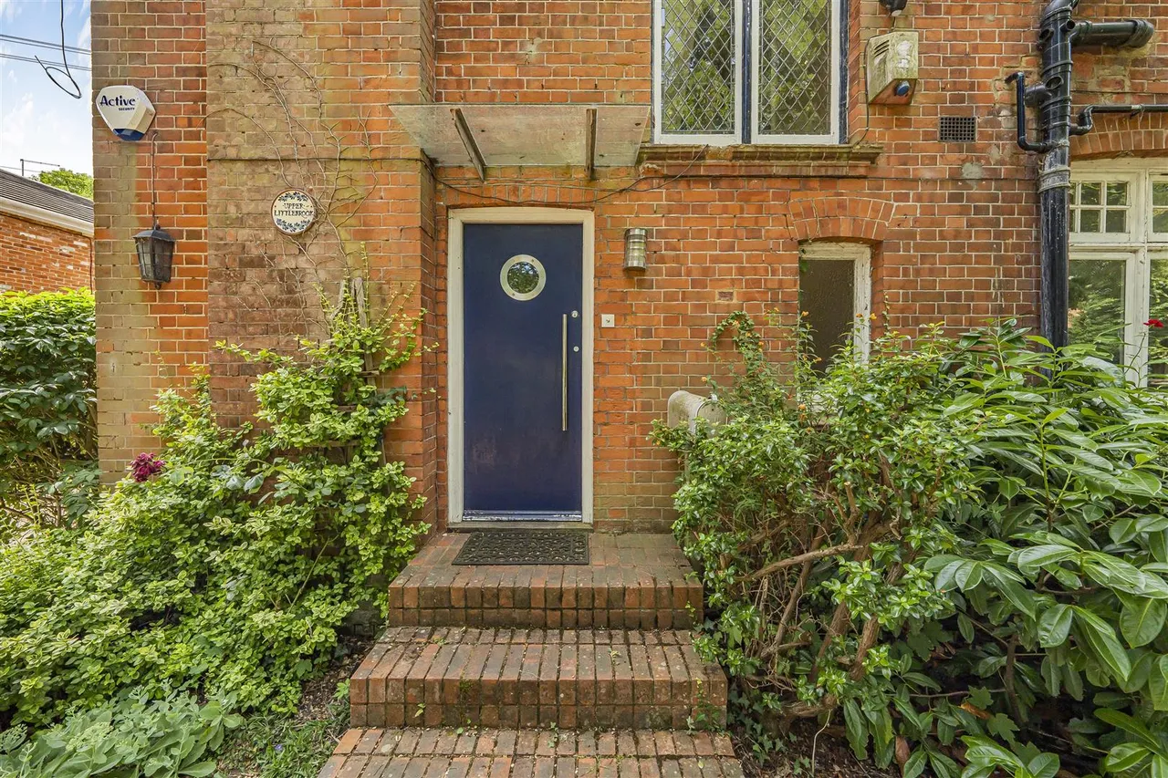 Ray Park Road, Maidenhead, Buckinghamshire, SL6 8QU, photo 16