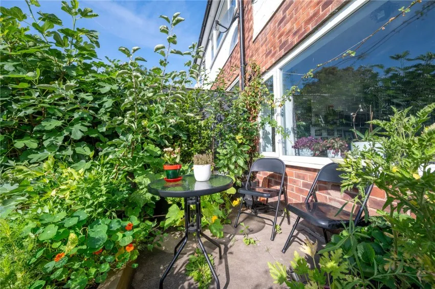Keith Drive, Cheadle Heath, photo 11