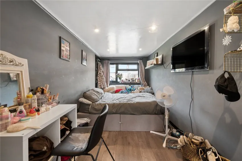 Keith Drive, Cheadle Heath, photo 4
