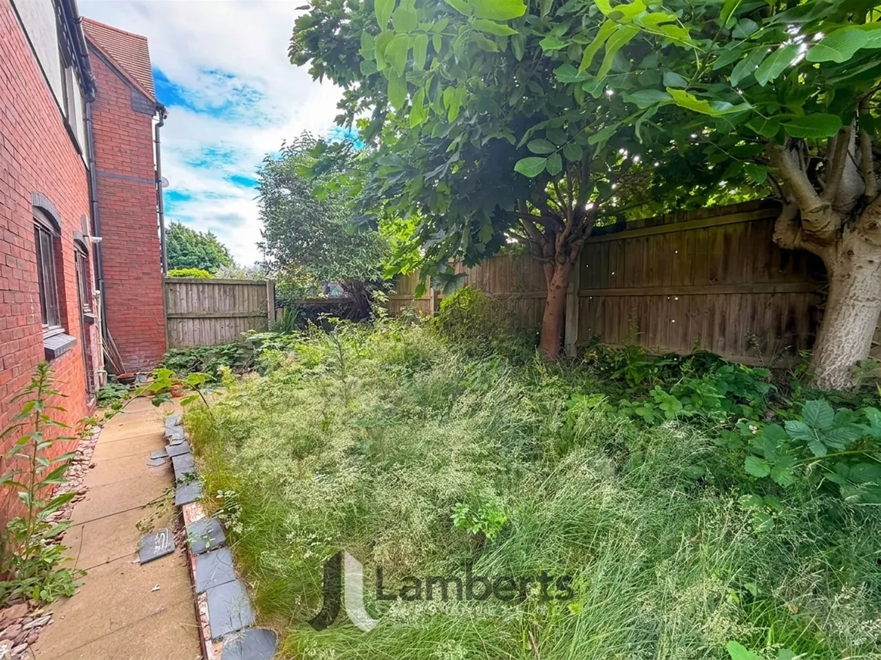 6 Atcheson Close, Studley, photo 15