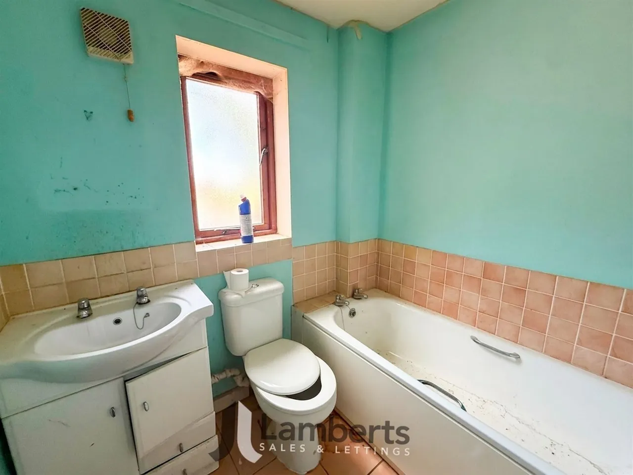 6 Atcheson Close, Studley, photo 12