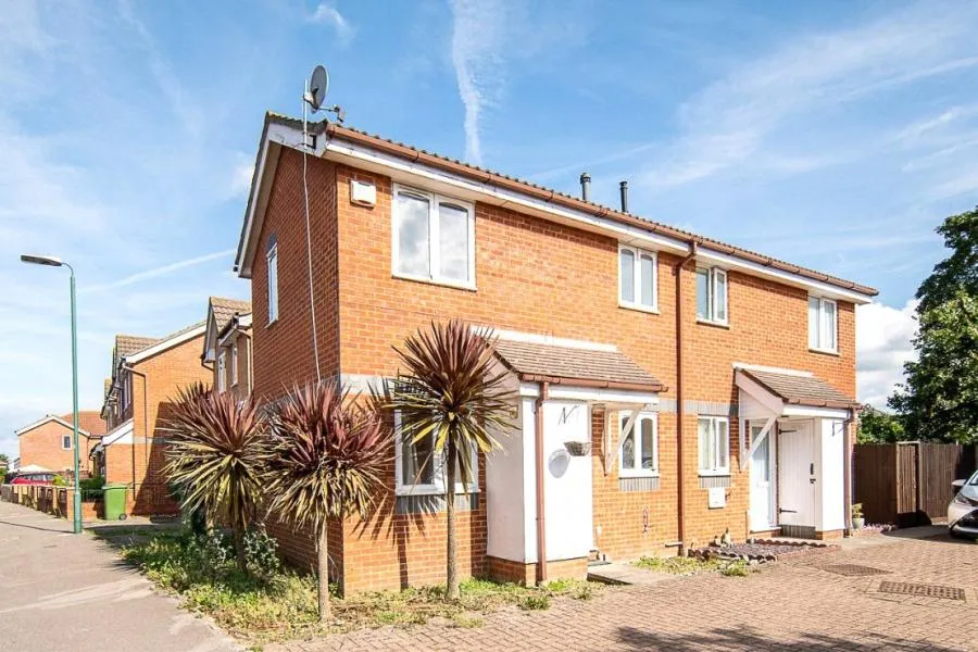 Cotswold Way, Worcester Park, KT4, photo 11