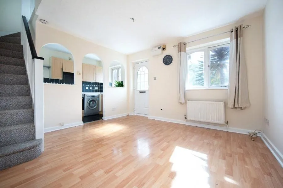 Cotswold Way, Worcester Park, KT4, photo 5