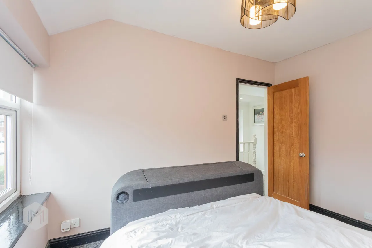 Laxey Crescent, Leigh, WN7 5HF, photo 5
